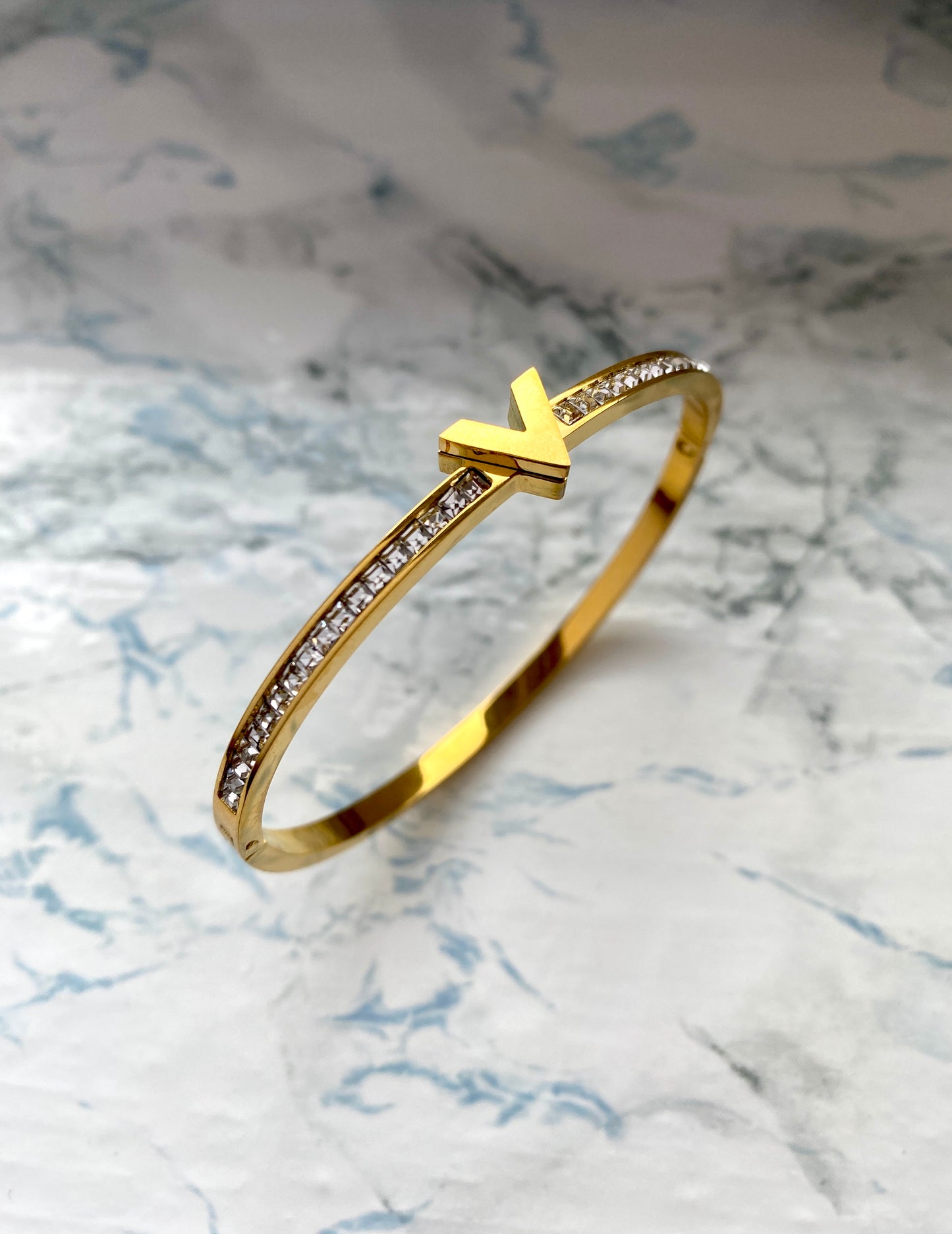 V-Shine Armreifen, gold